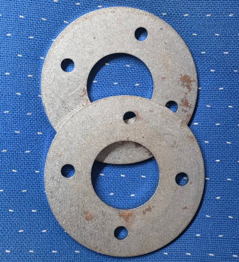 2 Spurplatten, Lochkreis 4x100, 8mm dick